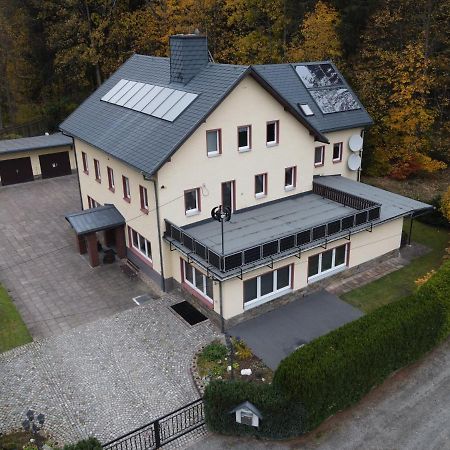 Appartement Haus Wiesenbaude à Bärenstein Extérieur photo